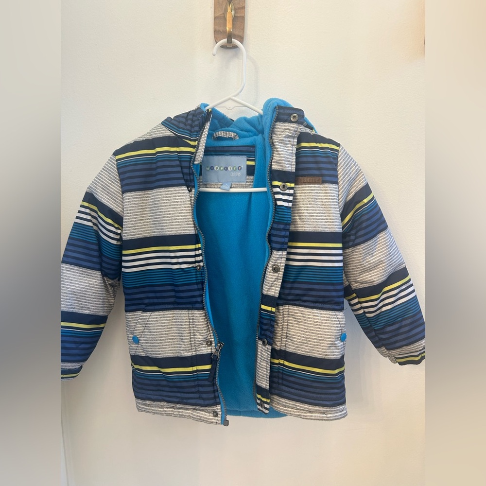 Snow jacket - Picture 3 of 5